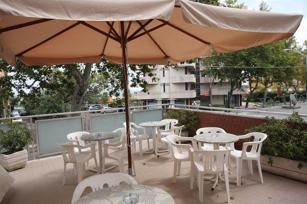 Hotel Sole Mio Rimini Exterior photo