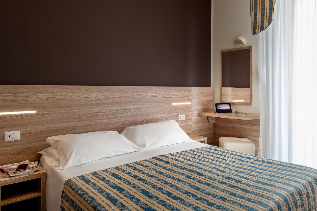 Hotel Sole Mio Rimini Exterior photo
